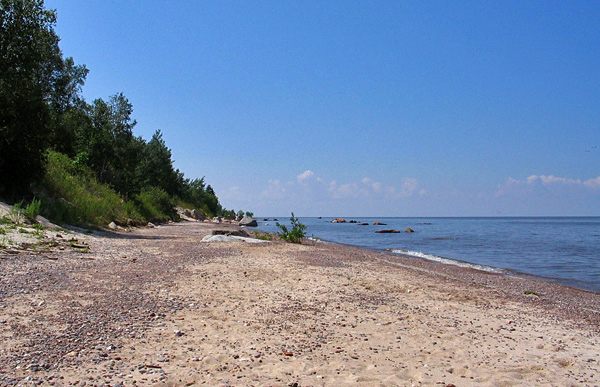 The shore at Victoria Beach