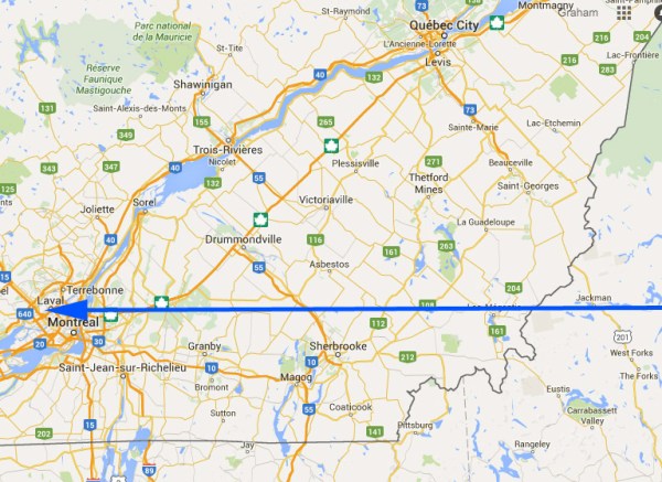 In case you are wondering, the blue arrow shows the approximate route of the plane over southern Québec. (based on Google map)